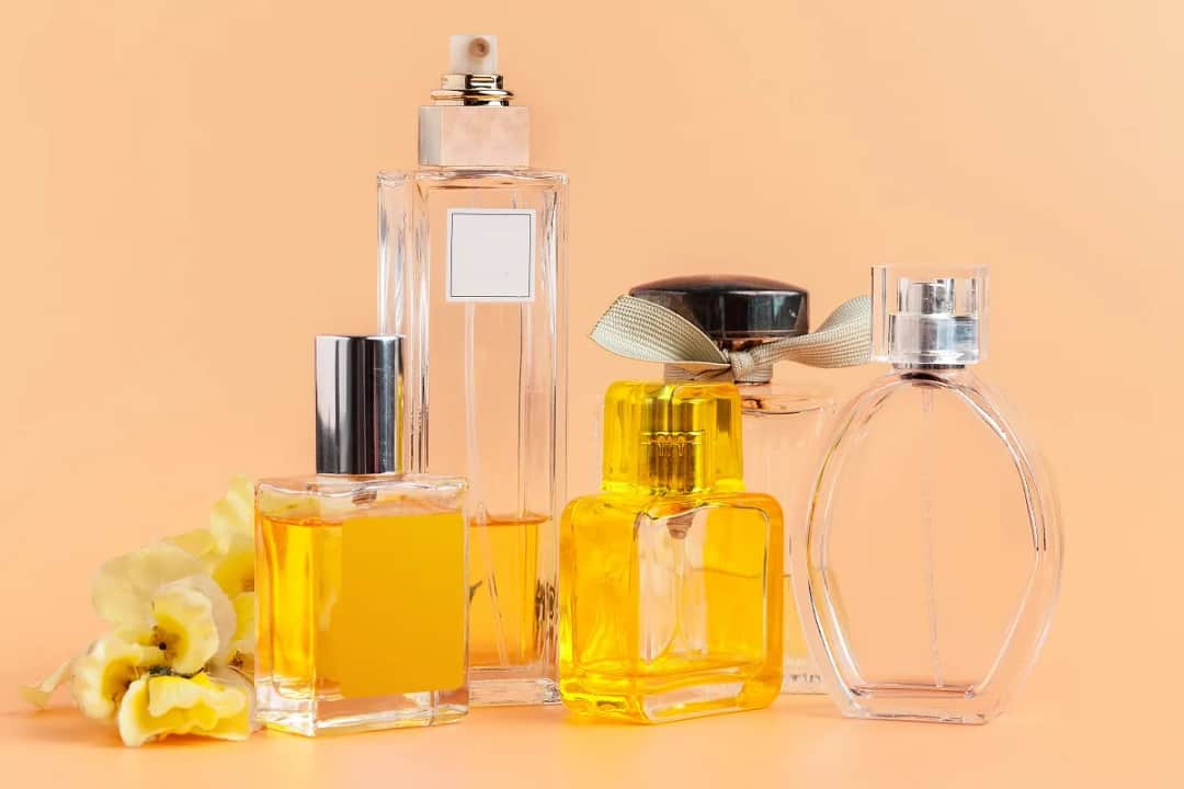 Perfumy czy Woda Perfumowana? Zdecyduj, co lepsze dla Ciebie!